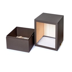 Короб витражный под сувениры из дизайнерской бумаги и атласа