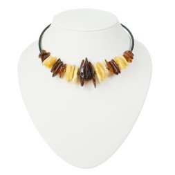 Колье на струне &quot;Алтай&quot; из Янтаря (ассорт.)