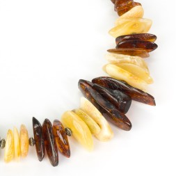 Колье на струне &quot;Алтай&quot; из Янтаря (ассорт.)
